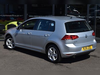 Used Volkswagen Golf 2016 for sale - 78405691: Photo