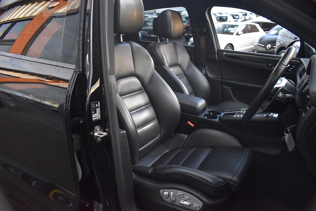 Used Porsche Macan 2018 for sale - 76882118: Photo 9