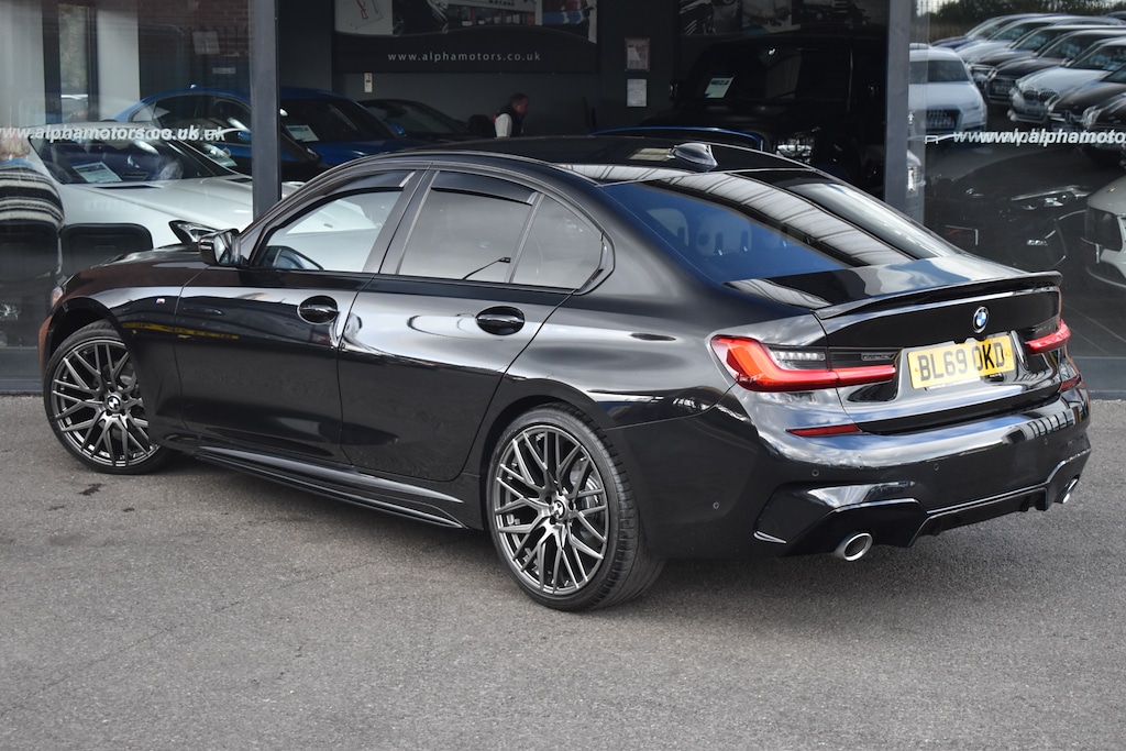 Used BMW 3 Series 2019 for sale - 77592476: Photo 2