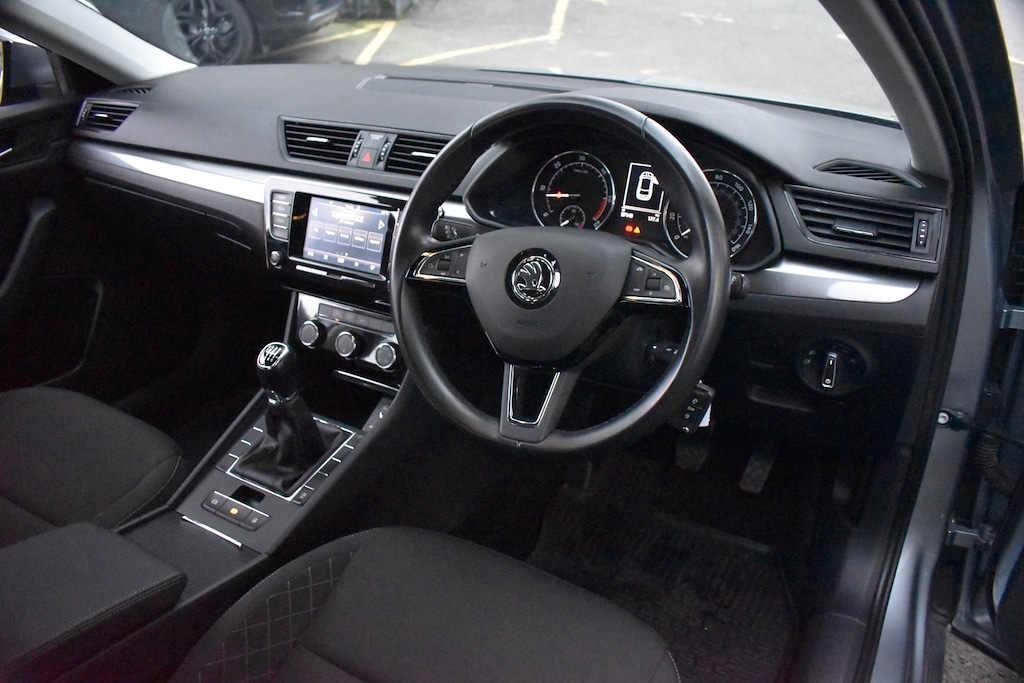 Used Skoda Superb 2019 for sale - 77333453: Photo 10