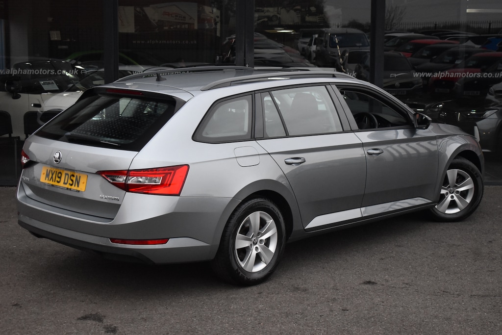 Used Skoda Superb 2019 for sale - 77333453: Photo 7