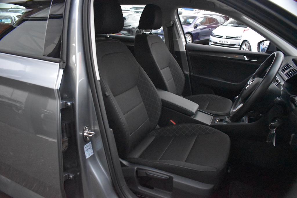 Used Skoda Superb 2019 for sale - 77333453: Photo 9