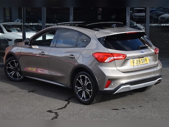 Used Ford Focus 2019 for sale - 75922183: Photo