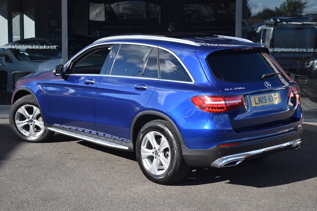 Used Mercedes-Benz GLC 2019 for sale - 76034069: Photo 2