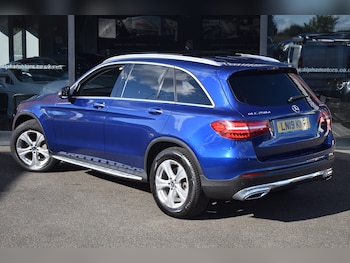 Used Mercedes-Benz GLC 2019 for sale - 76034069: Photo