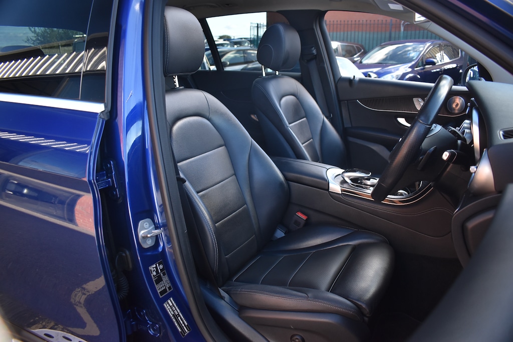 Used Mercedes-Benz GLC 2019 for sale - 76034069: Photo 8