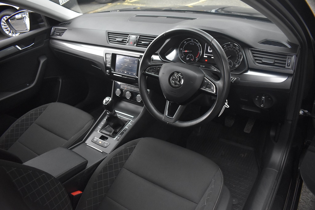 Used Skoda Superb 2019 for sale - 76540182: Photo 9