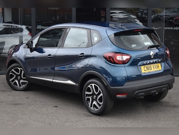 Used Renault Captur 2018 for sale - 79274852: Photo