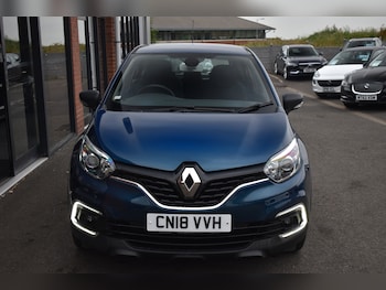 Used Renault Captur 2018 for sale - 79274852: Photo