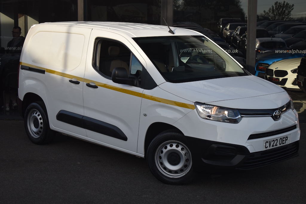 Used Toyota ProAce 2022 for sale - 76661252: Photo 1