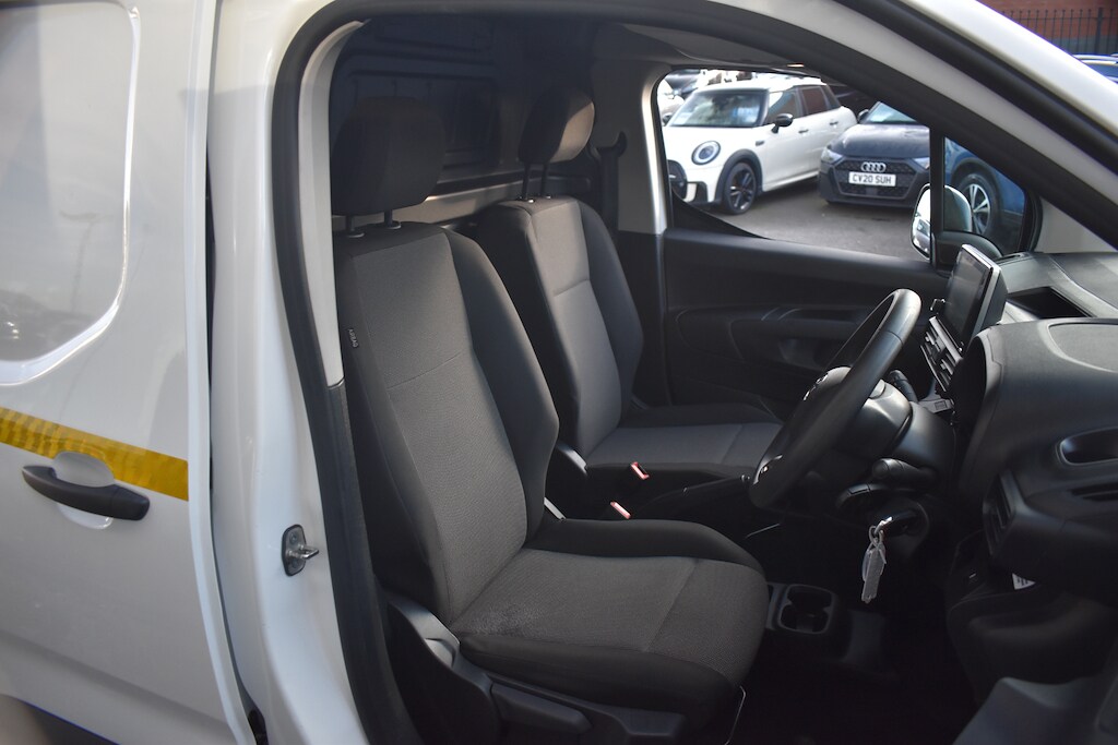 Used Toyota ProAce 2022 for sale - 76661252: Photo 9