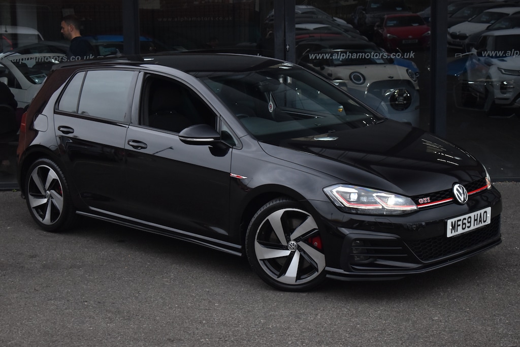 Used Volkswagen Golf 2019 for sale - 76297767: Photo 1