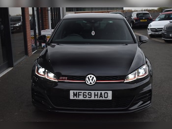 Used Volkswagen Golf 2019 for sale - 76297767: Photo