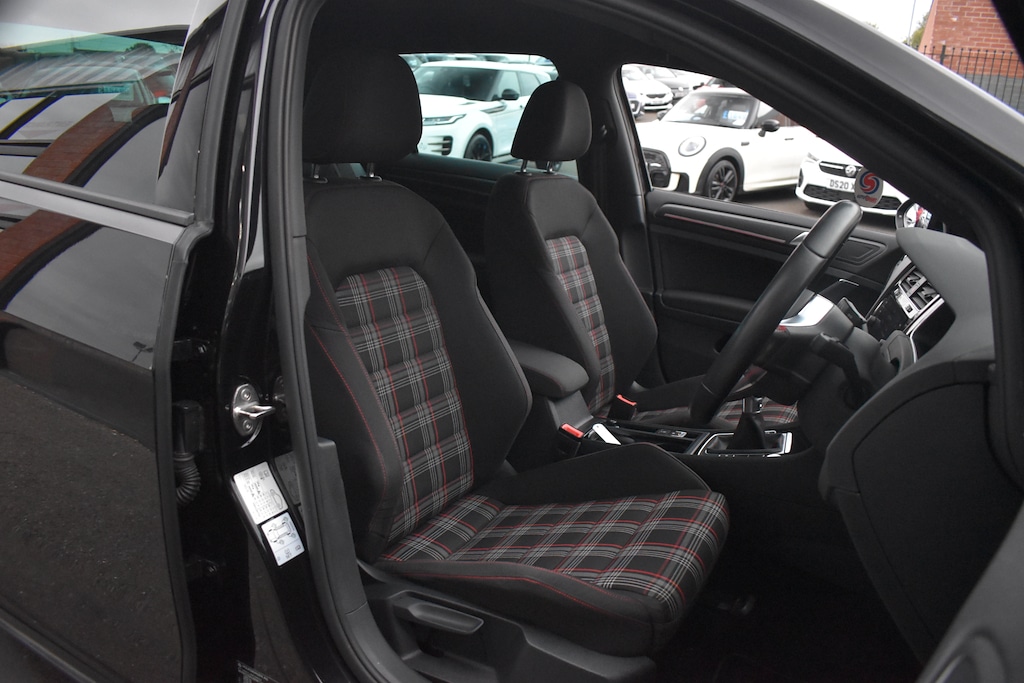 Used Volkswagen Golf 2019 for sale - 76297767: Photo 8