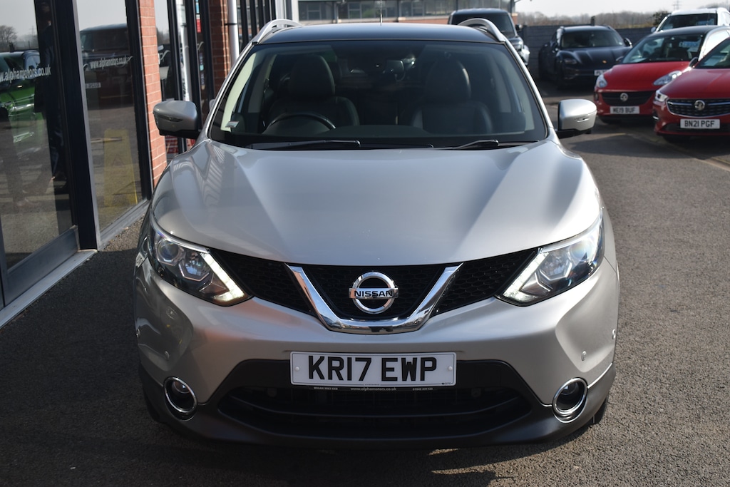 Used Nissan Qashqai 2017 for sale - 77778840: Photo 3