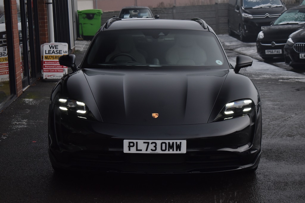 Used Porsche Taycan 2023 for sale - 77326590: Photo 3