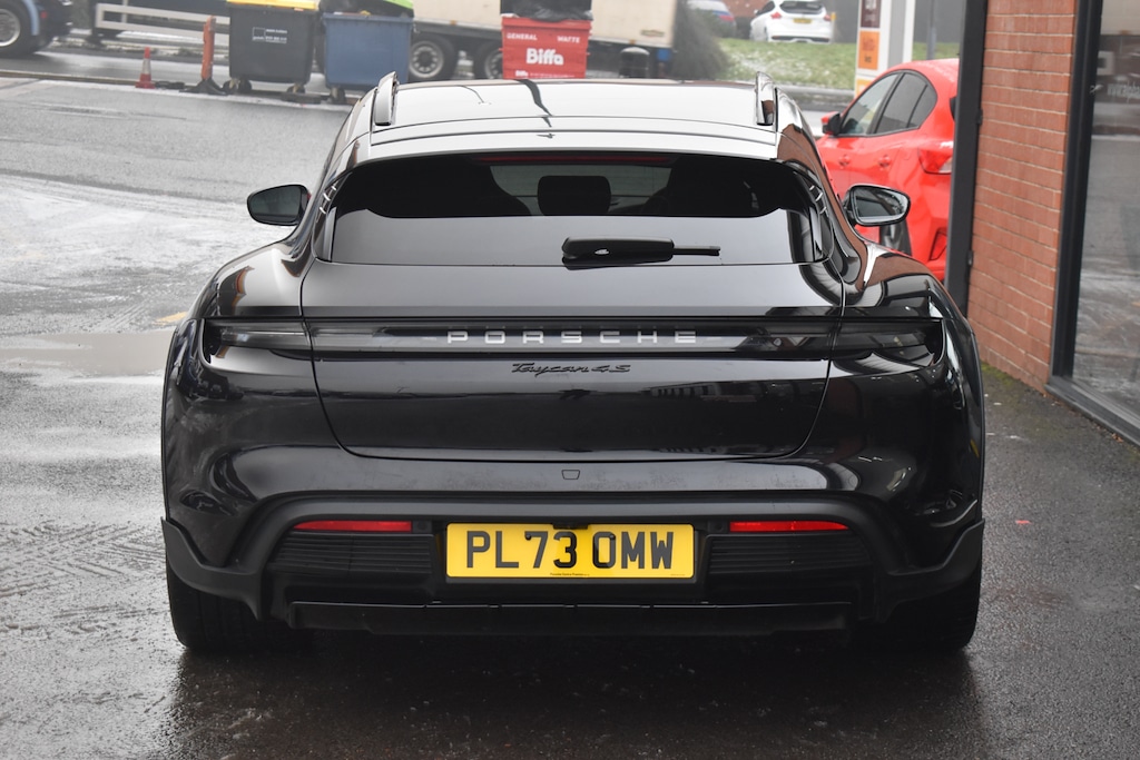 Used Porsche Taycan 2023 for sale - 77326590: Photo 7