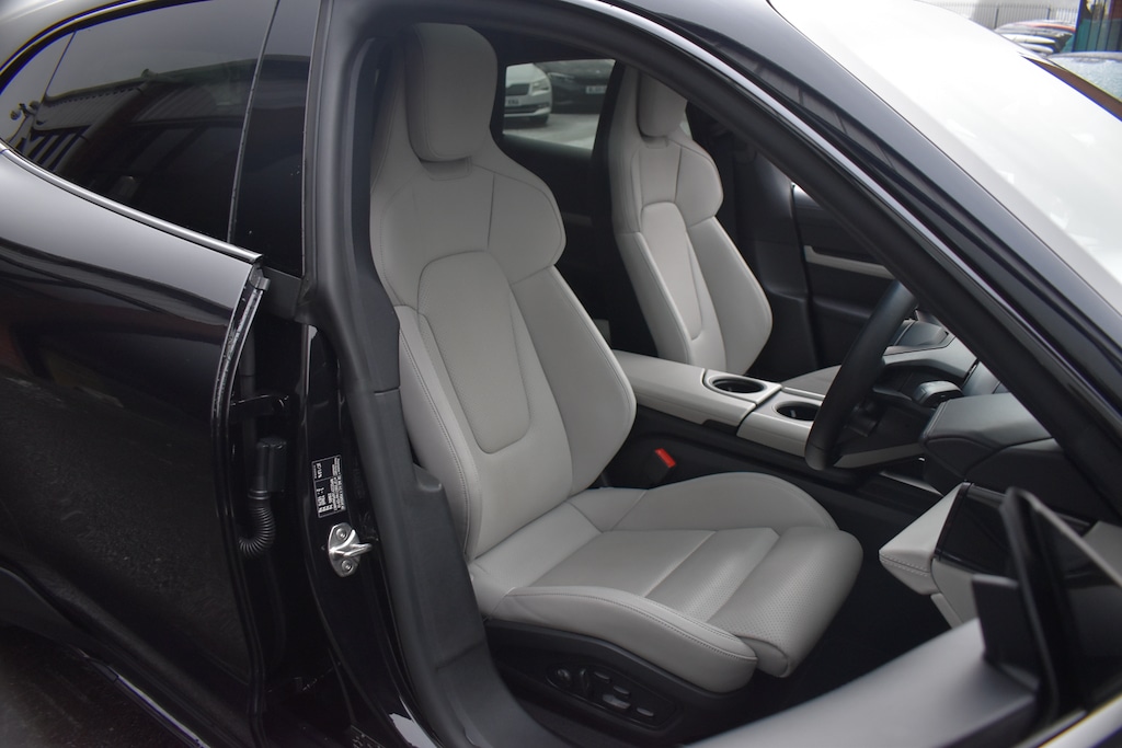 Used Porsche Taycan 2023 for sale - 77326590: Photo 8