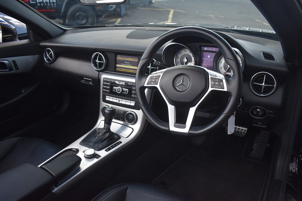 Used Mercedes-Benz SLK 2012 for sale - 76312516: Photo 9