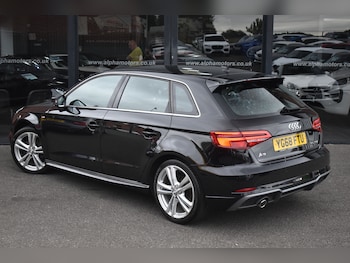 Used Audi A3 2018 for sale - 75922226: Photo