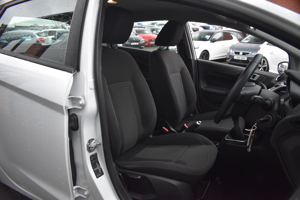 Used Ford Fiesta 2013 for sale - 77619525: Photo 9