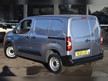 Used Citroen Berlingo 2023 for sale - 76709756: Photo