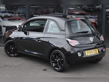 Used Vauxhall ADAM 2018 for sale - 76240969: Photo