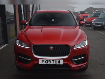 Used Jaguar F-Pace 2019 for sale - 77965547: Photo
