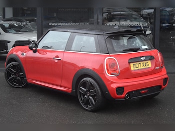 Used MINI Hatch 2017 for sale - 75972700: Photo