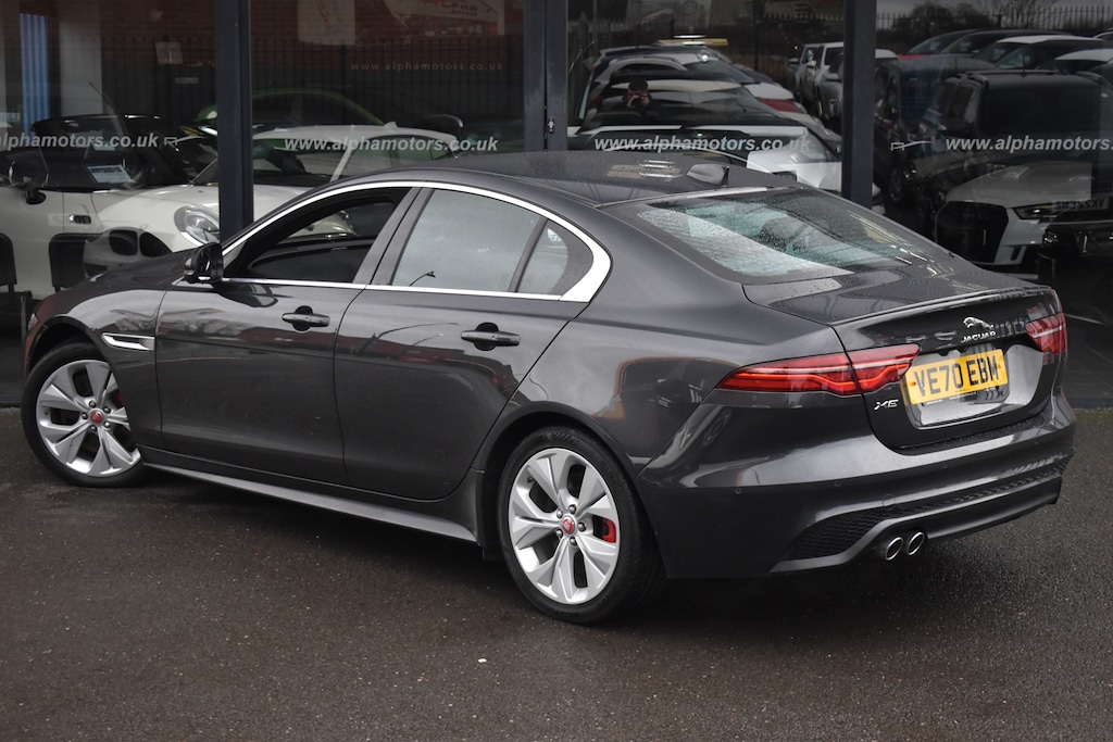 Used Jaguar XE 2021 for sale - 77545507: Photo 2