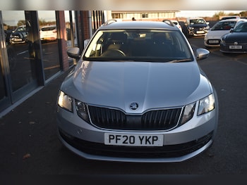 Used Skoda Octavia 2020 for sale - 76659780: Photo