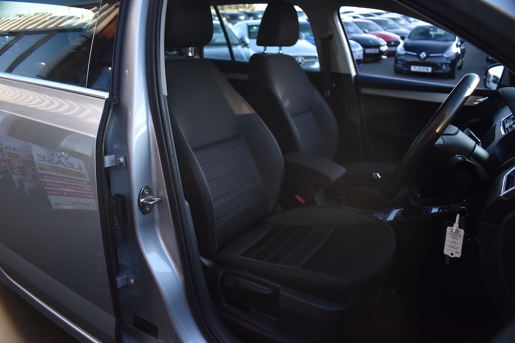 Used Skoda Octavia 2020 for sale - 76659780: Photo 9