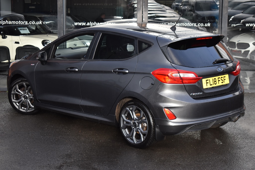 Used Ford Fiesta 2018 for sale - 76922097: Photo 2