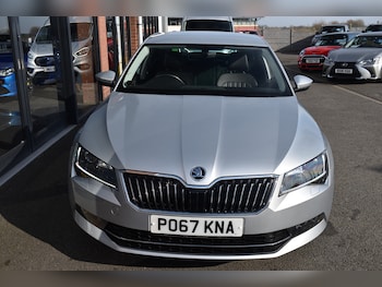 Used Skoda Superb 2017 for sale - 75922253: Photo