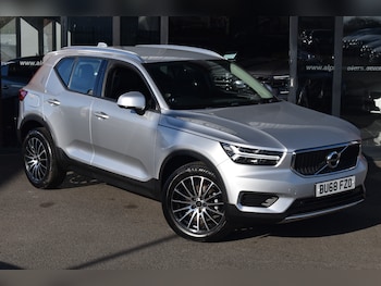 Used Volvo XC40 2018 for sale - 75922251: Photo