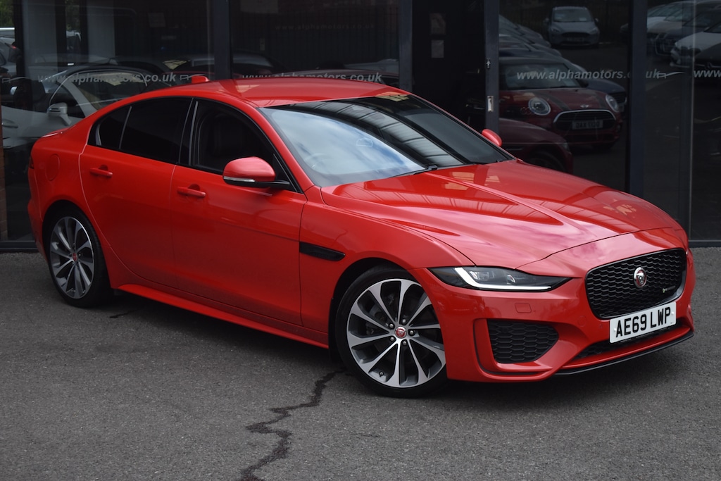 Used Jaguar XE 2020 for sale - 76140469: Photo 1