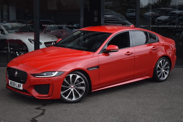 Used Jaguar XE 2020 for sale - 76140469: Photo 5