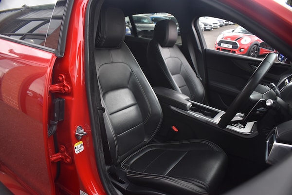 Used Jaguar XE 2020 for sale - 76140469: Photo 8