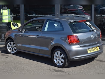 Used Volkswagen Polo 2010 for sale - 78405725: Photo