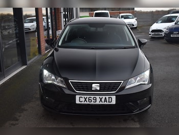 Used SEAT Leon 2019 for sale - 77435400: Photo