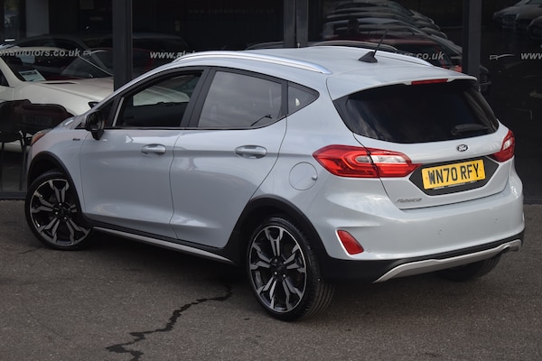 Used Ford Fiesta 2020 for sale - 76146334: Photo 2