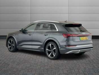 Used Audi e-tron 2023 for sale - 74177775: Photo
