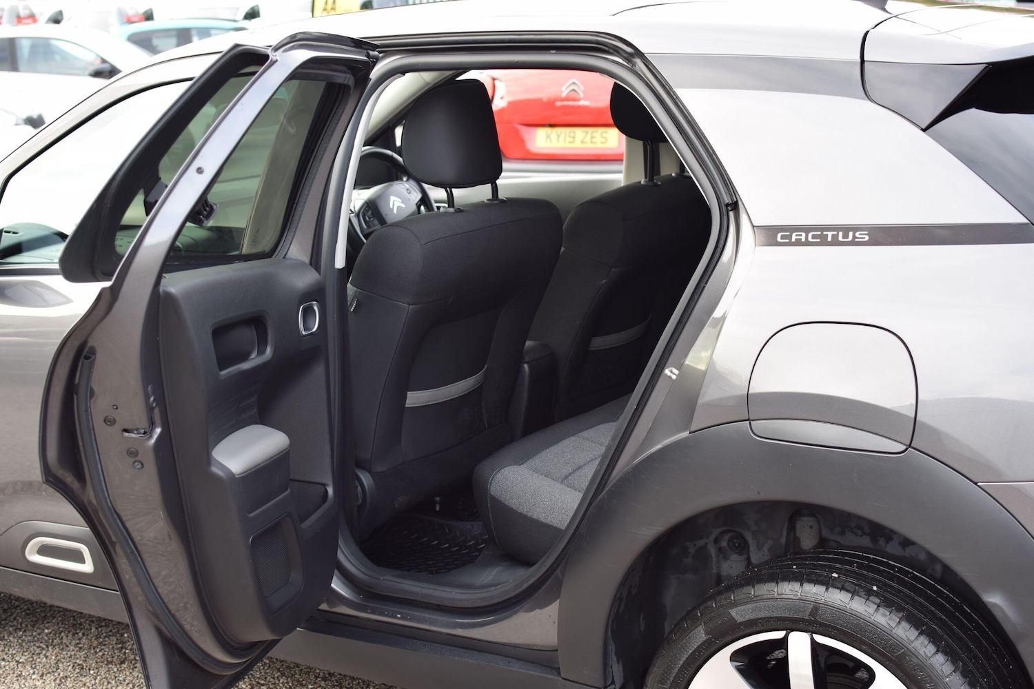 Used Citroen C4 Cactus 2019 for sale - 77039764: Photo 54