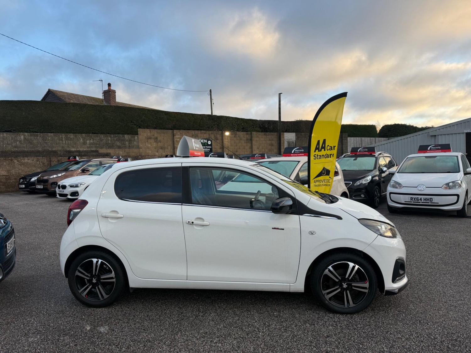Used Peugeot 108 2017 for sale - 77156702: Photo 10