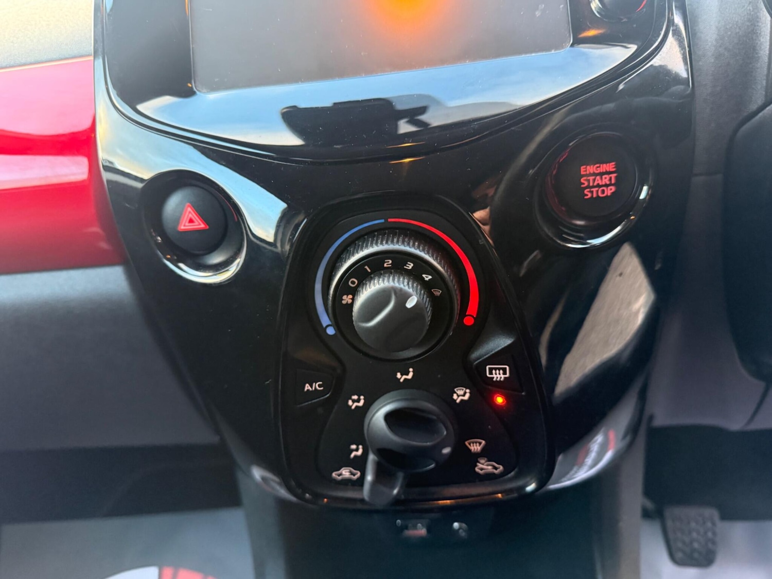 Used Peugeot 108 2017 for sale - 77156702: Photo 31