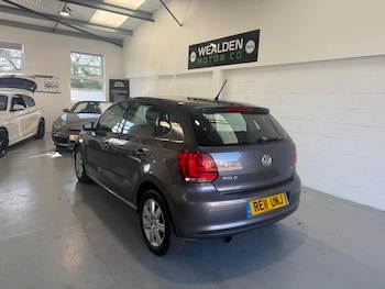 Used Volkswagen Polo 2011 for sale - 76158851: Photo