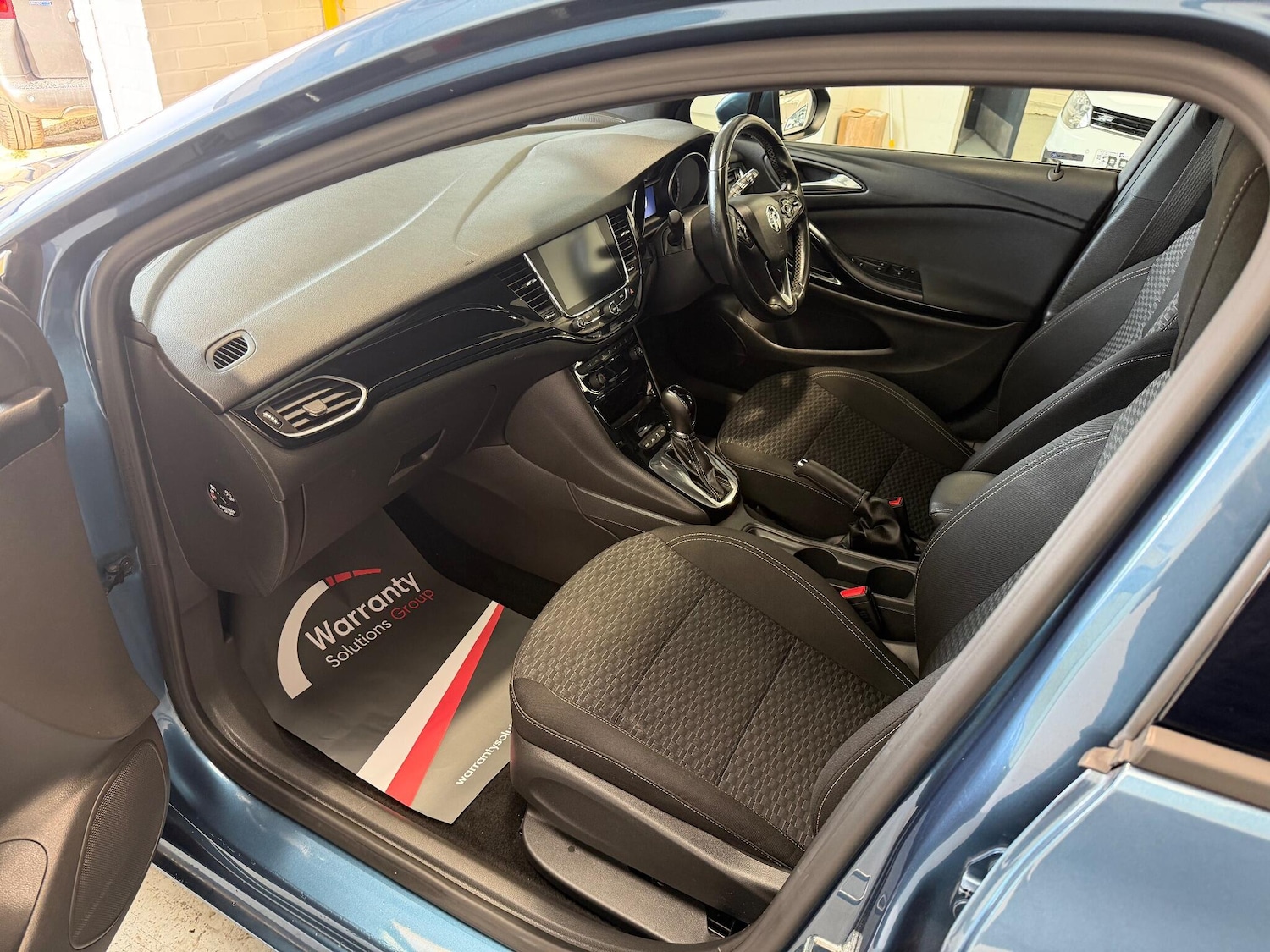 Used Vauxhall Astra 2017 for sale - 76898442: Photo 33