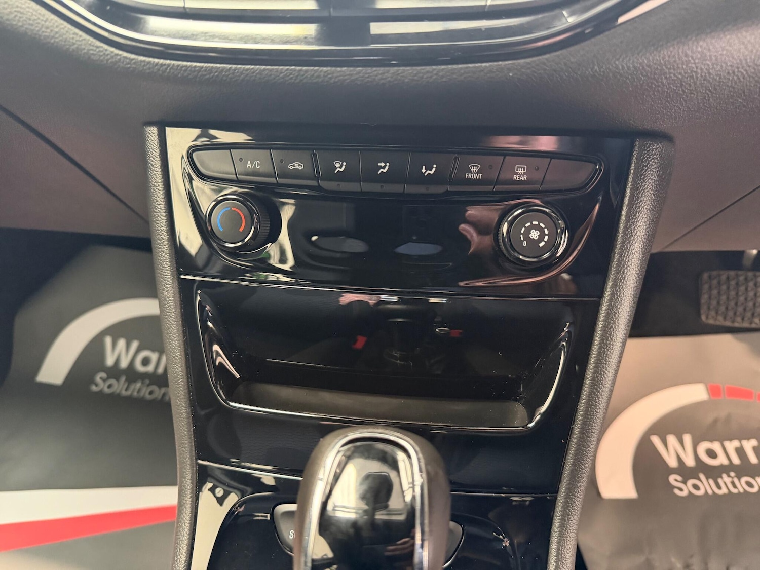 Used Vauxhall Astra 2017 for sale - 76898442: Photo 45