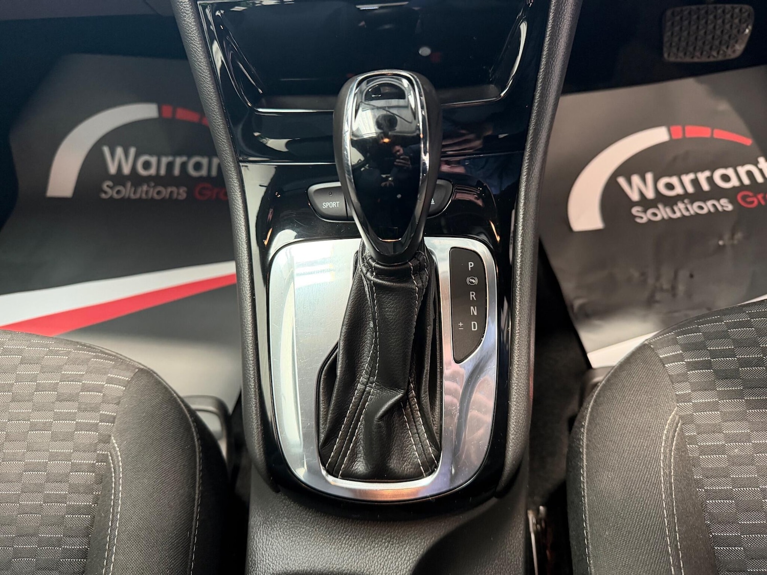 Used Vauxhall Astra 2017 for sale - 76898442: Photo 8