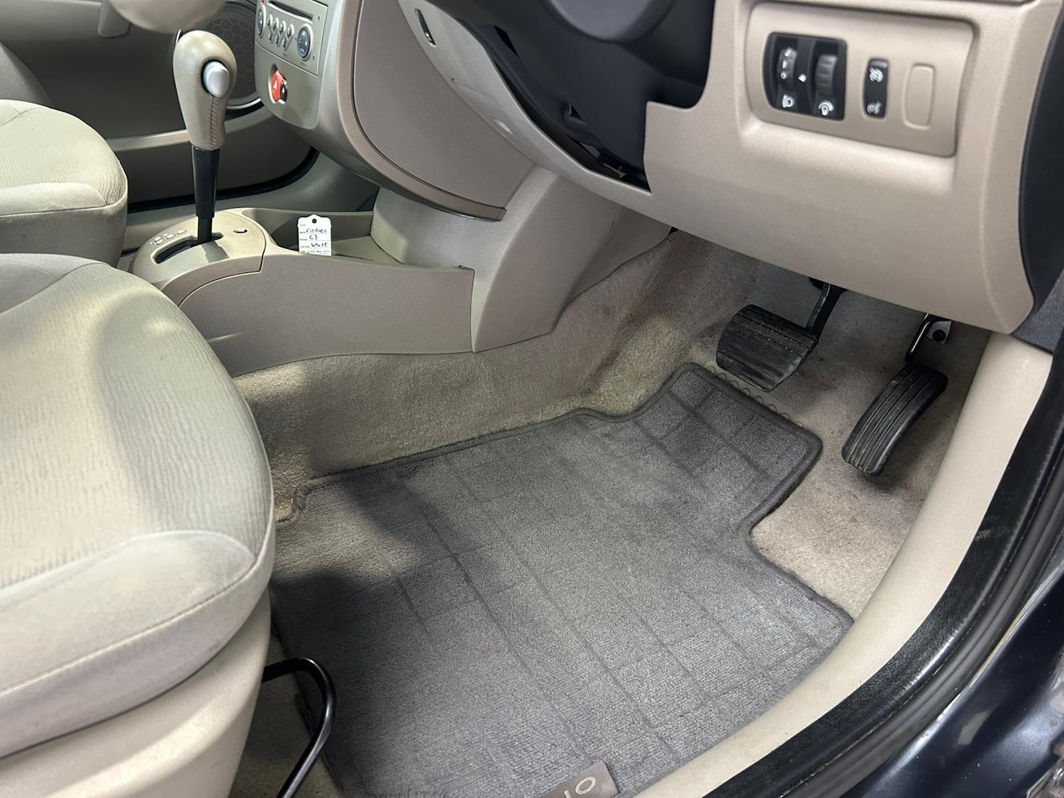 Used Renault Clio 2007 for sale - 76584952: Photo 42